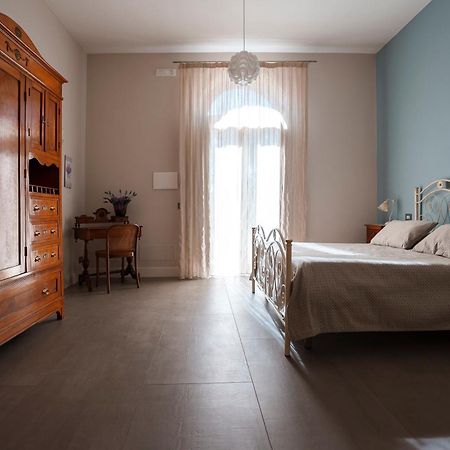 Villa Pampalone - B&B In Dimora Storica Trapani Eksteriør bilde